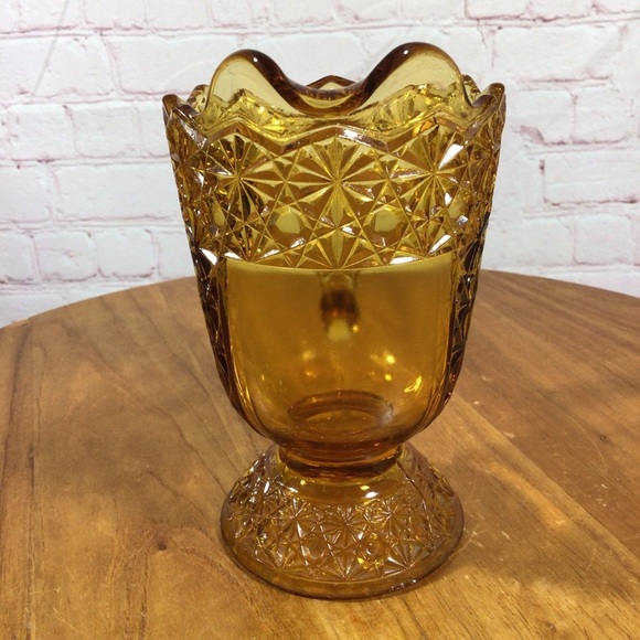 Vintage McKee Queen Daisy and Buttons Amber Glass Footed Pitcher - Picture 2 of 7